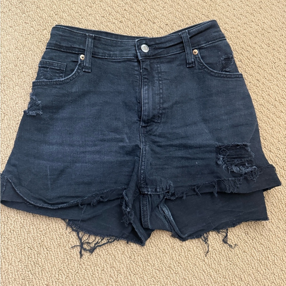 H&M Women’s Black Jean shorts distressed Size 14